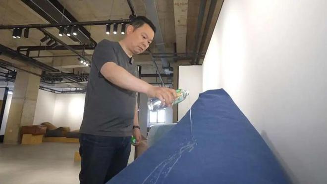 乡企业年飞行20万公里订单已排到明年5月AG旗舰厅娱乐平台“懒人经济”新秀：桐(图6)