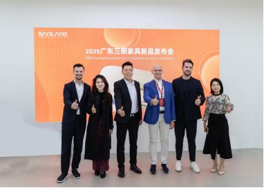 餐桌椅闪耀广州家博会创新设计摘双奖！AG旗舰厅ios版三朗FINN系列(图3)